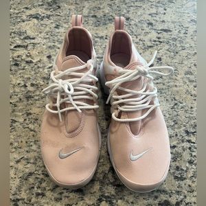 Gently Worn NIKE Presto’s